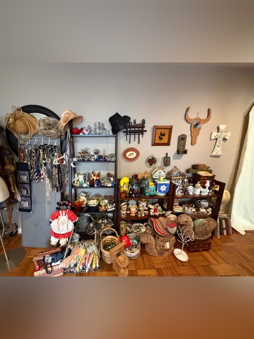 Vintage home goods